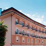 Boston Hotel Stresa