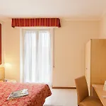 Boston Hotel Stresa