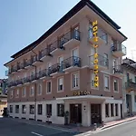 Otel Boston