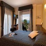 Boston Stresa