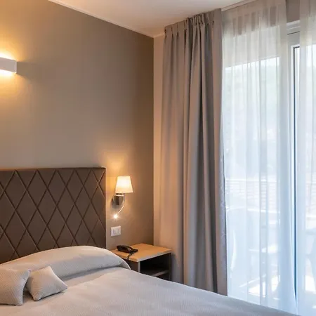 ボストン ストレーザ