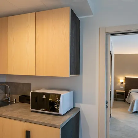 ボストン ホテル 3*