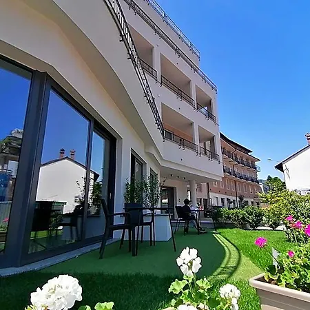 Boston Hotel Stresa